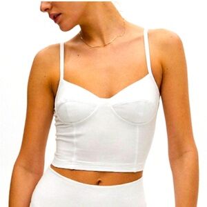 New w/out tag!! 90s TNA Crop top from Aritzia!